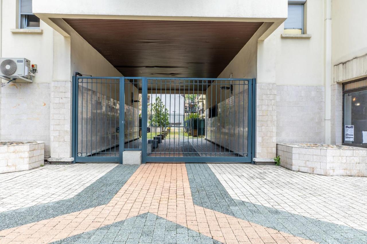 At Home In Clermont, Place De Jaude Zewnętrze zdjęcie