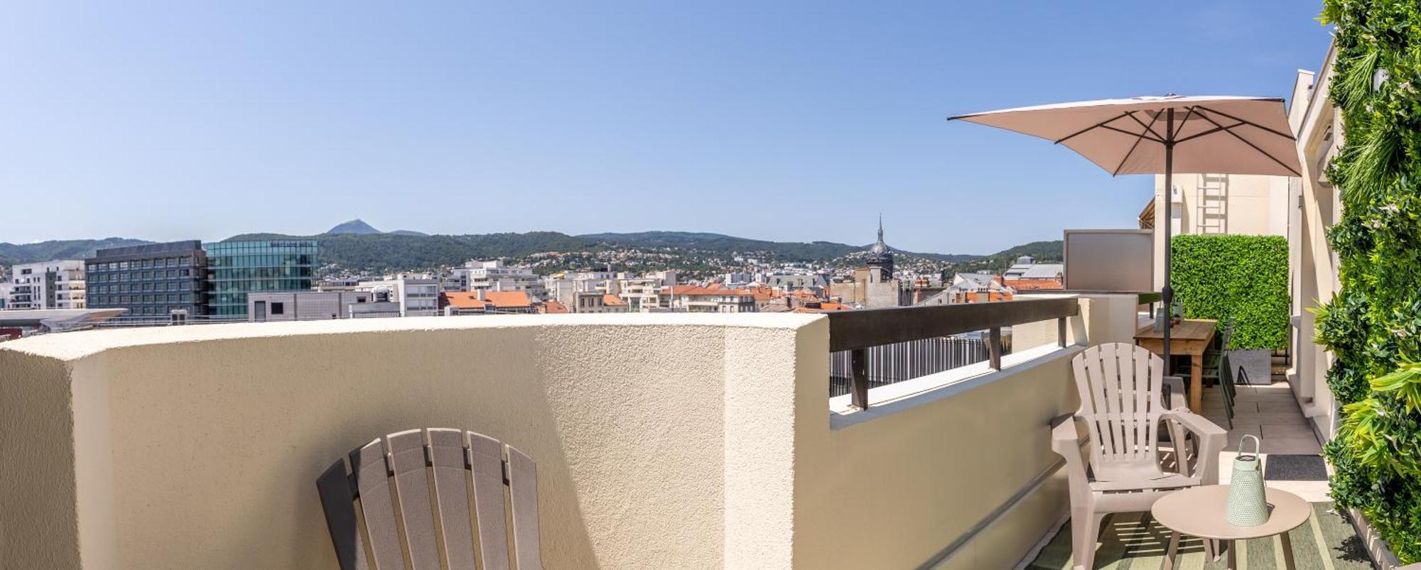 At Home In Clermont, Place De Jaude Zewnętrze zdjęcie